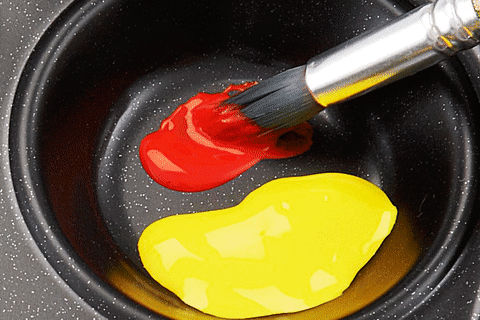 Family how-to: make a colour wheel GIF ORANGE Family how-to: make a colour wheel GIF ORANGE